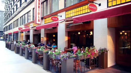 Labriola Chicago — restaurant near the Chicago water taxi dock